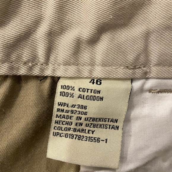 Farah Mens Size 46 Pleared Front Cotton Khaki Chino Shorts 9” Inseam - Picture 9 of 10